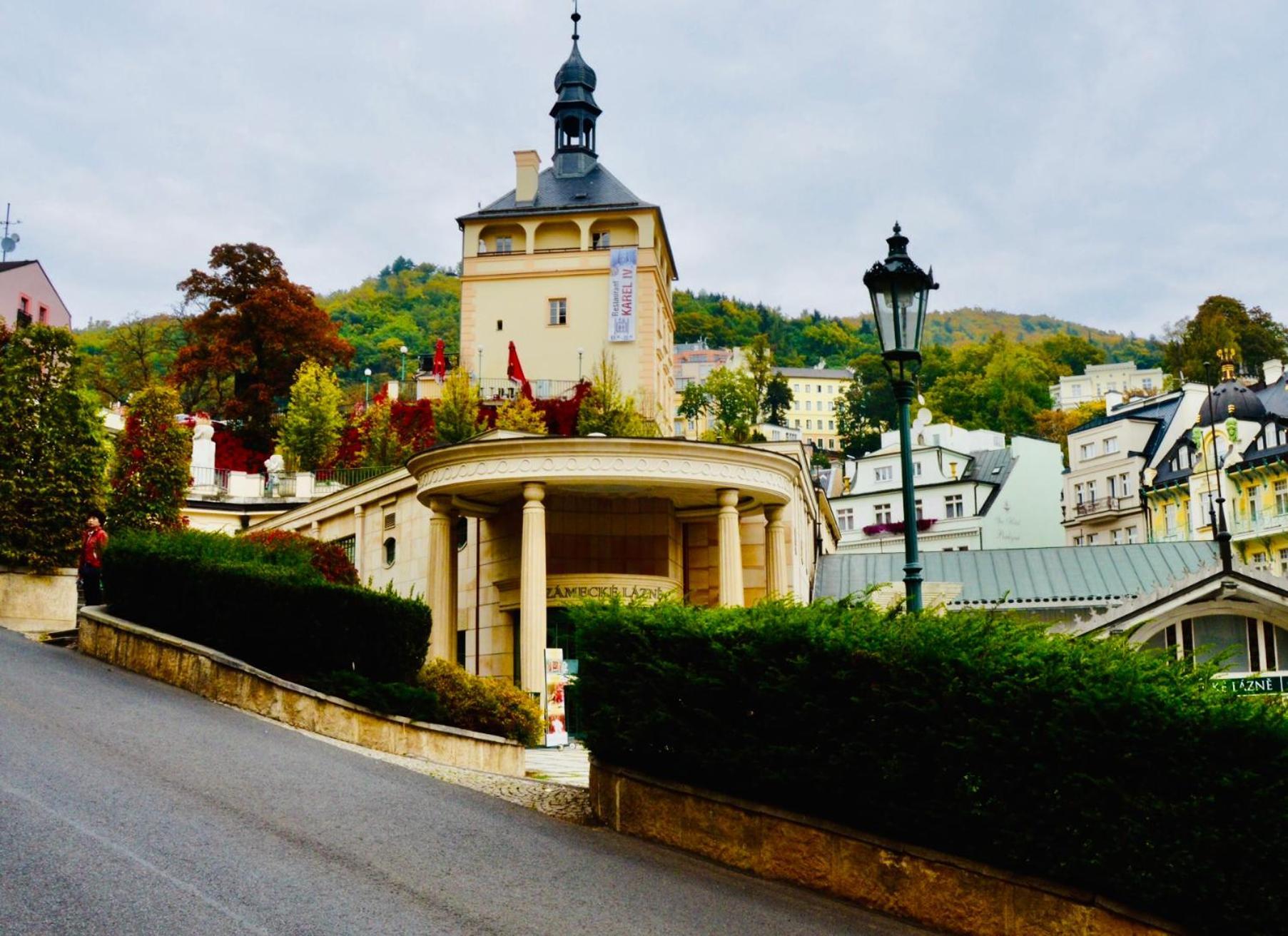 Romanceart Apartments Karlovy Vary Luaran gambar