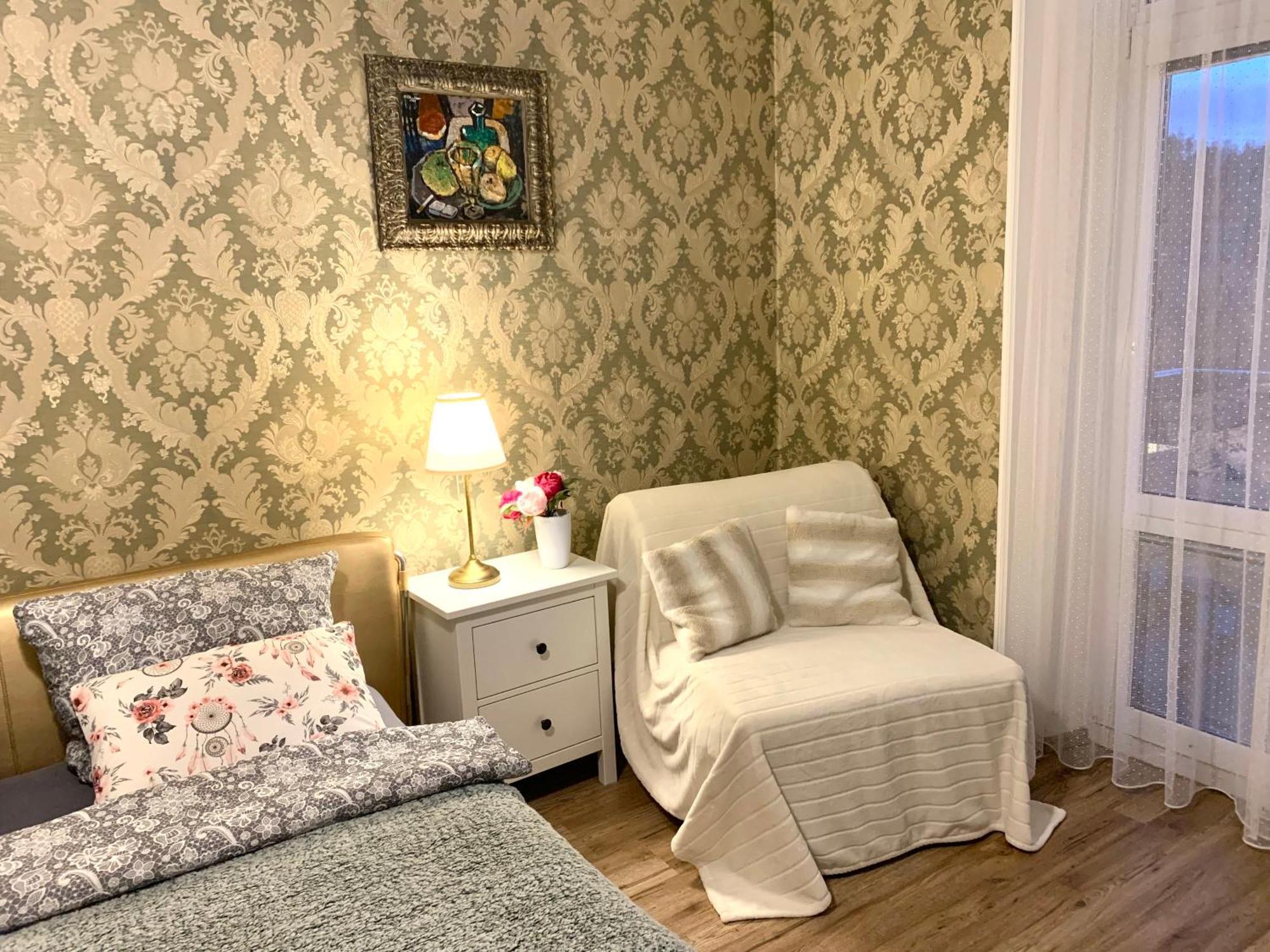 Romanceart Apartments Karlovy Vary Luaran gambar