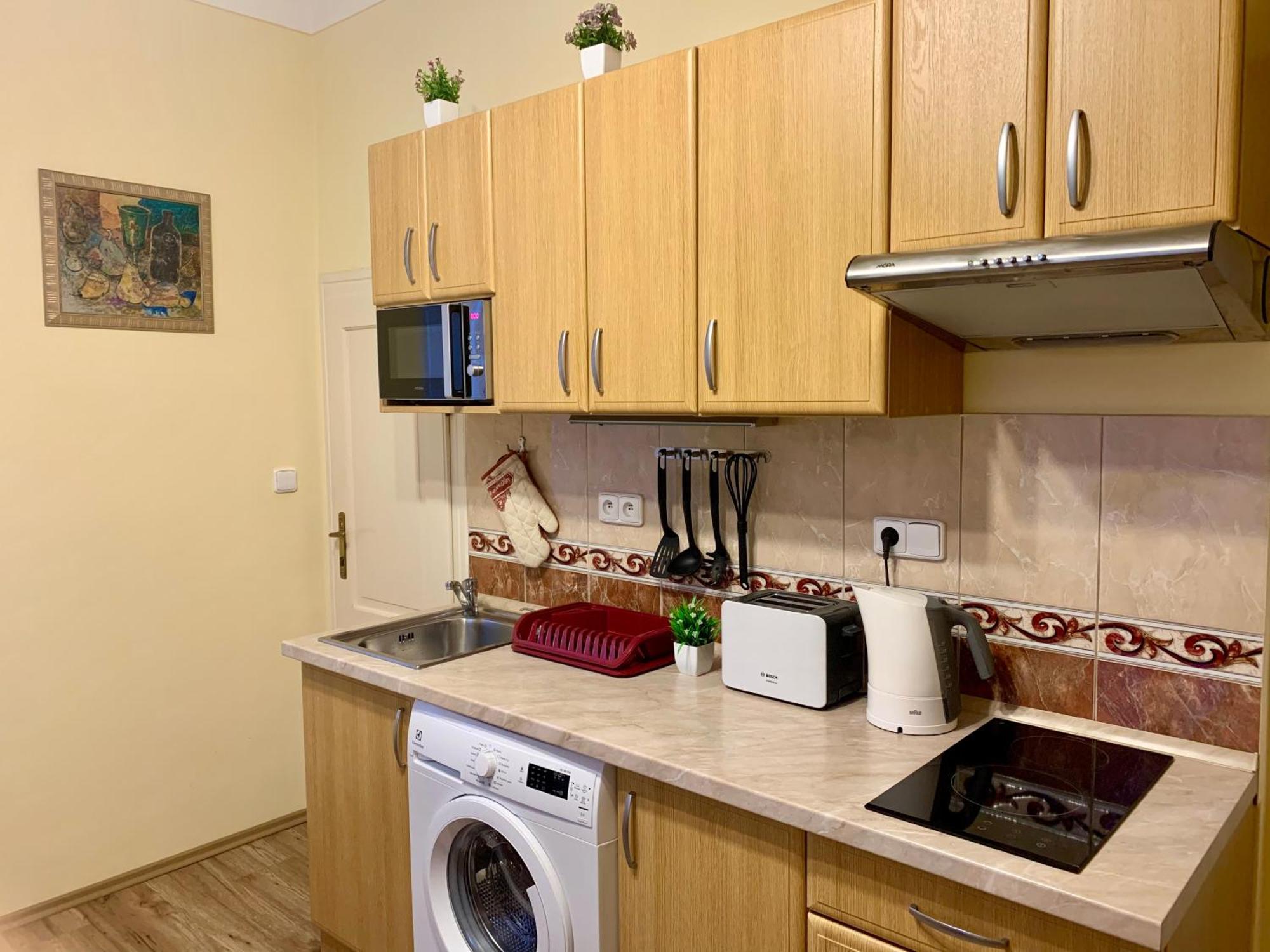 Romanceart Apartments Karlovy Vary Luaran gambar