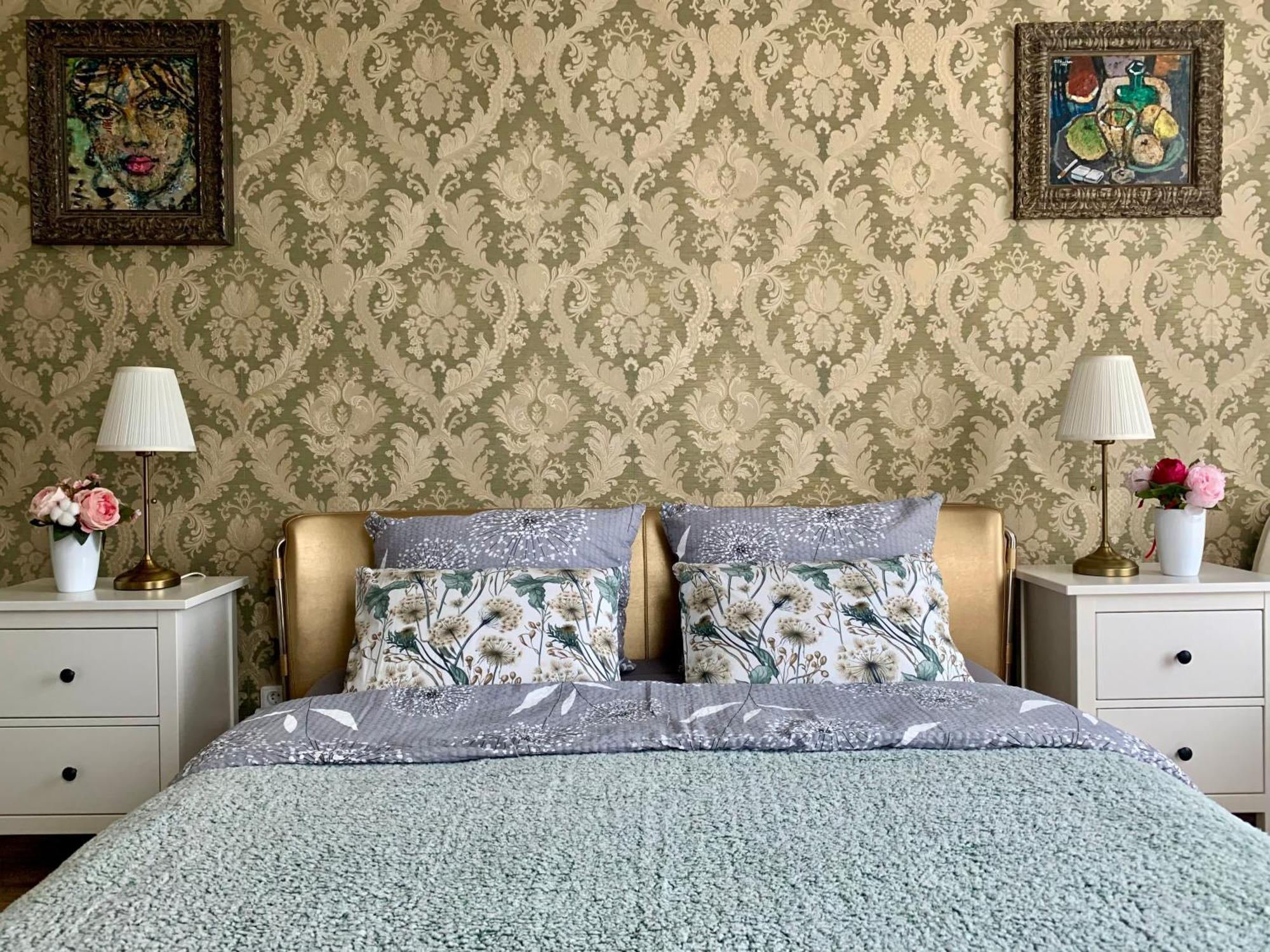 Romanceart Apartments Karlovy Vary Luaran gambar